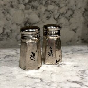Vintage-Style S& P Shaker | Pottery Barn